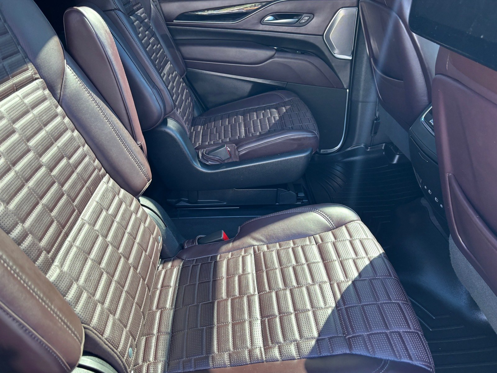 Used 2023 Cadillac Escalade Sport Platinum AWD/4WD image 30