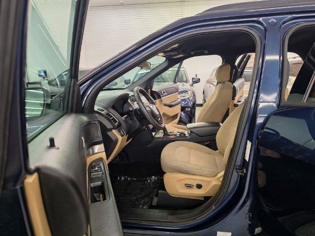 Used 2017 Ford Explorer FWD image 32