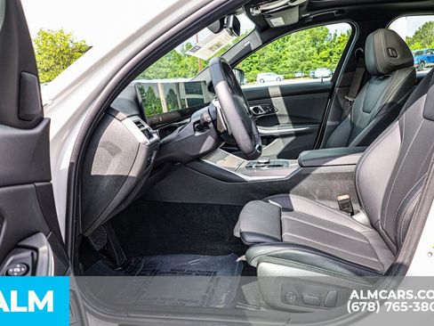 Used 2025 BMW 330i Sedan image 19