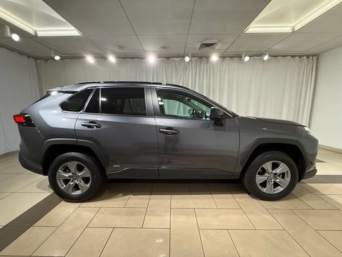 Certified 2025 Toyota RAV4 LE AWD/4WD image 6