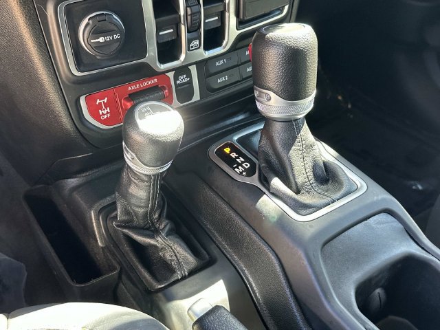 Used 2024 Jeep Wrangler Unlimited Sport AWD/4WD image 25