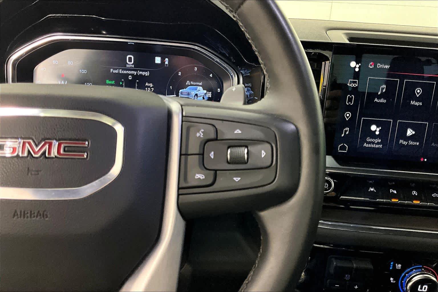 Used 2023 GMC Sierra 1500 SLT AWD/4WD image 23