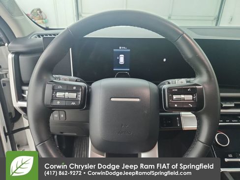 Used 2026 Hyundai Santa Fe SEL FWD image 21