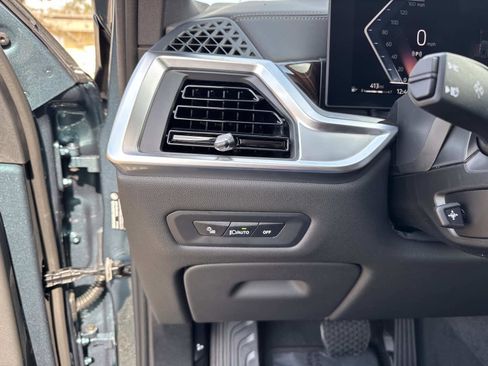 New 2026 BMW X5 sDrive40i w/ Climate Comfort Package image 33