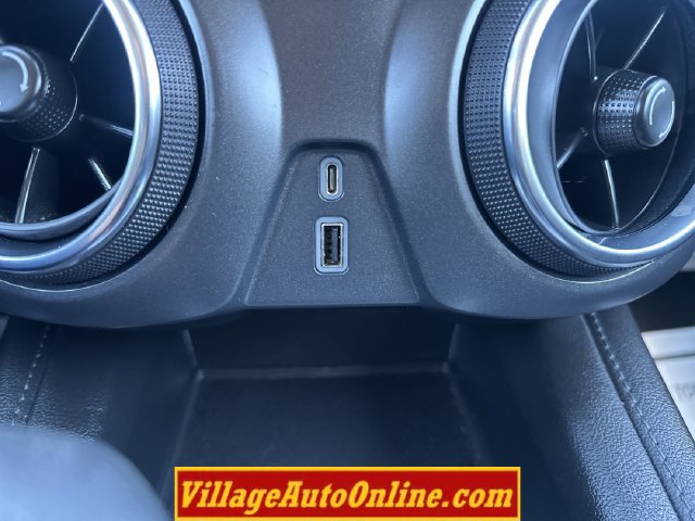 Used 2022 Chevrolet Blazer LT AWD/4WD image 19