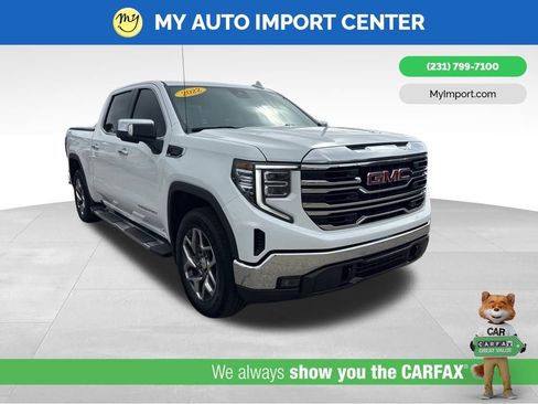 Used 2022 GMC Sierra 1500 SLT image 1