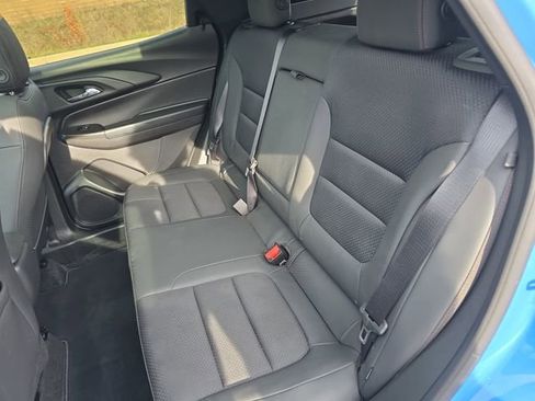 Used 2023 Chevrolet TrailBlazer RS w/ Sun and Liftgate Package image 17