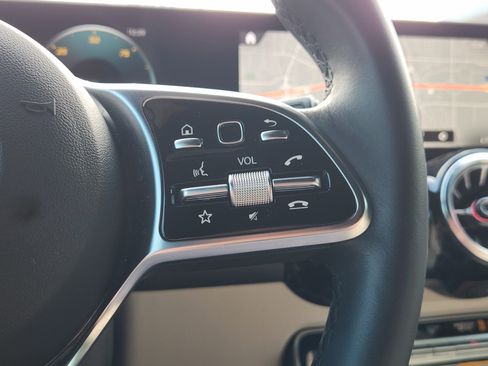 Certified 2023 Mercedes-Benz EQB 300 4MATIC image 30