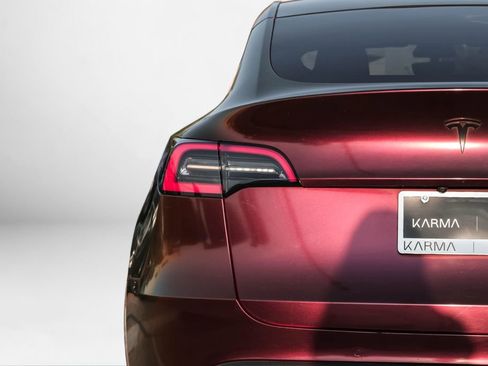 Used 2021 Tesla Model Y 2WD image 53