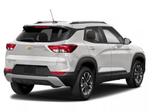 Used 2021 Chevrolet TrailBlazer ACTIV w/ Technology Package image 5