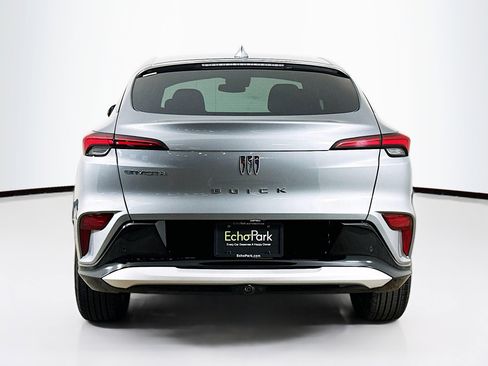 Used 2025 Buick Envista Sport Touring image 7