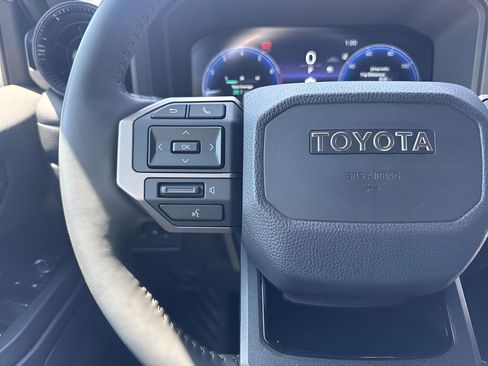 Used 2024 Toyota Land Cruiser image 14