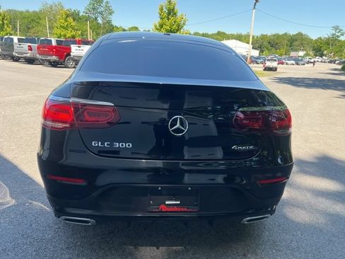 Used 2023 Mercedes-Benz GLC 300 4MATIC Coupe image 4