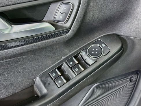 Used 2025 Ford Escape ST-Line Select AWD/4WD image 15