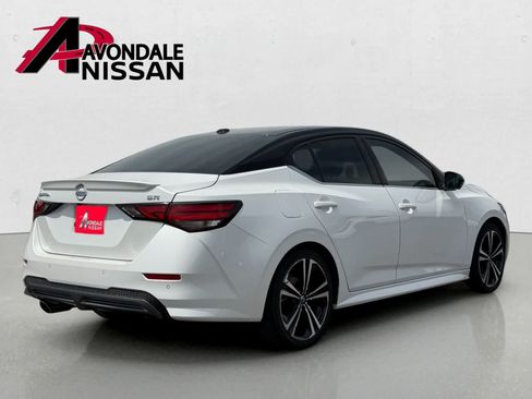 Certified 2023 Nissan Sentra SR w/ SR Premium Package FWD image 4
