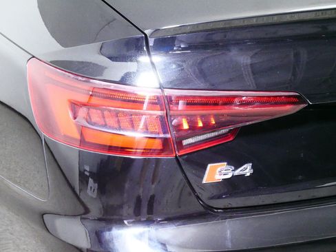 Used 2018 Audi S4 Premium Plus w/ Navigation Package AWD/4WD image 17