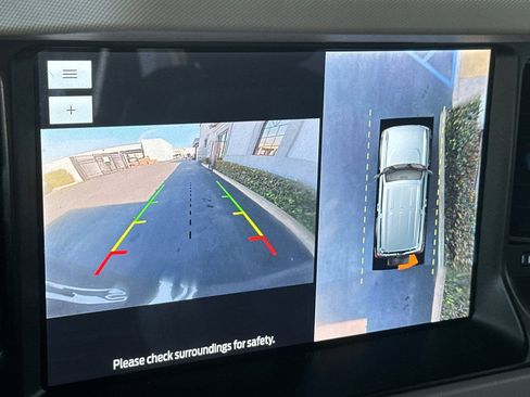 Used 2023 Ford Bronco Wildtrak image 20