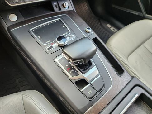 Used 2018 Audi Q5 Prestige w/ Prestige Package AWD/4WD image 21