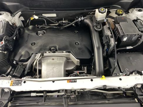 Used 2019 Chevrolet Equinox LT FWD image 36