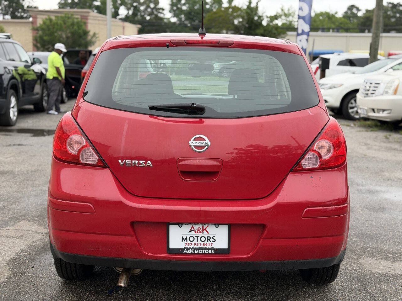 Used 2010 Nissan Versa 1.8 S w/ PWR Plus Pkg FWD image 7