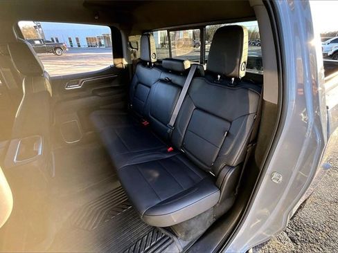 Used 2024 Chevrolet Silverado 1500 LT Trail Boss w/ Convenience Package II image 23