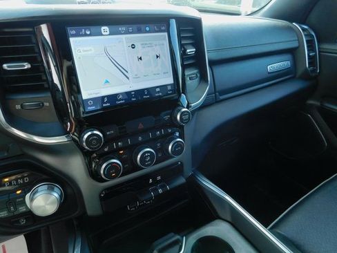Used 2024 RAM 1500 Laramie image 11