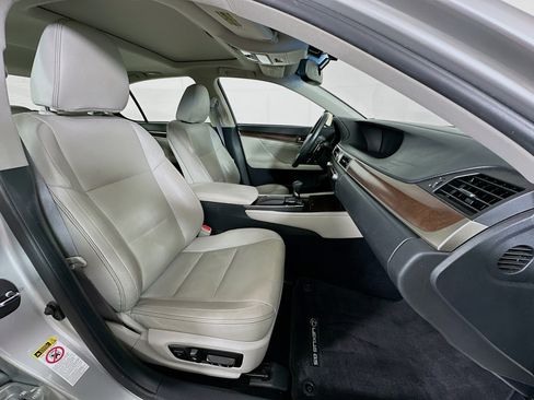 Used 2013 Lexus GS 350 AWD w/ Premium Pkg image 32