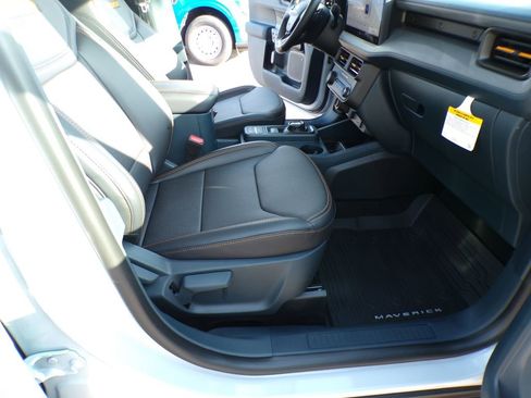 New 2026 Ford Maverick Tremor image 32
