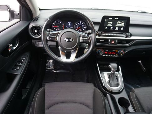 Used 2019 Kia Forte S FWD image 12