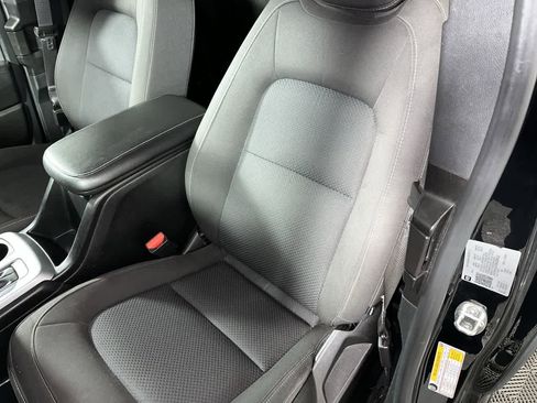 Used 2022 Chevrolet Colorado LT w/ Fleet Safety Package image 15