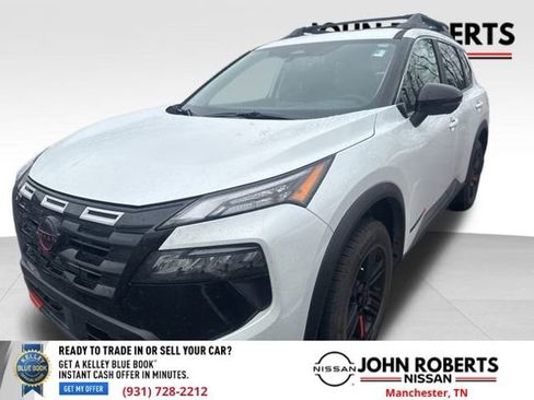 Used 2025 Nissan Rogue SV w/ Rock Creek Premium Package image 3