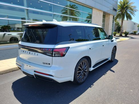 New 2026 INFINITI QX80 Autograph AWD/4WD image 4