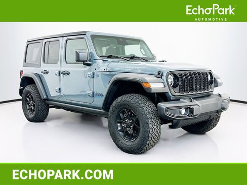 Used 2025 Jeep Wrangler Willys image 1