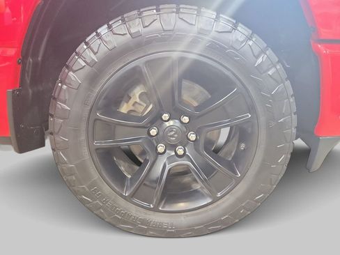 Used 2020 RAM 1500 Big Horn AWD/4WD image 36