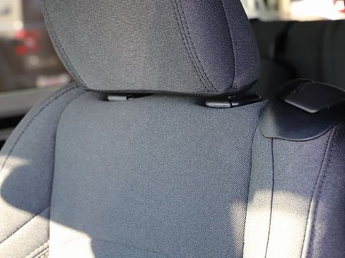 Used 2024 Jeep Wrangler Willys image 10