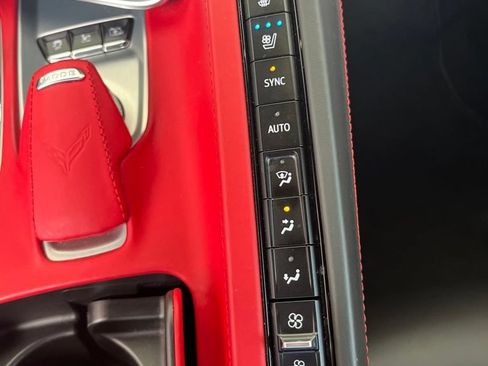 Used 2023 Chevrolet Corvette Stingray Premium Conv w/ Z51 Performance Package RWD image 26