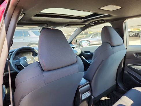 Used 2024 Toyota Corolla SE image 16