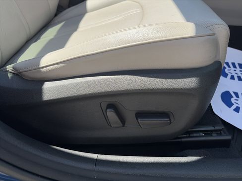 Used 2015 Hyundai Sonata Limited w/ Option Group 06 FWD image 29