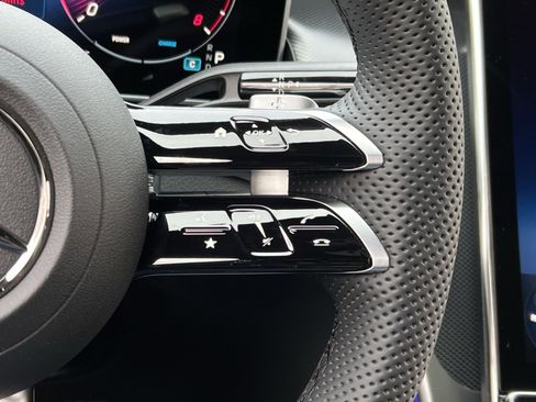 New 2026 Mercedes-Benz GLC 300 4MATIC image 29