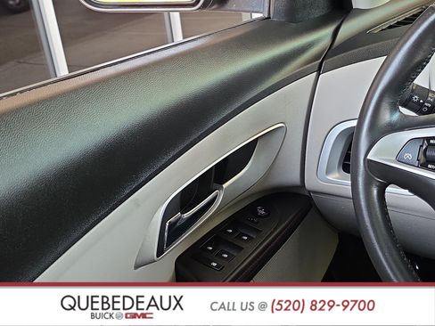 Used 2011 Chevrolet Equinox LTZ AWD/4WD image 24