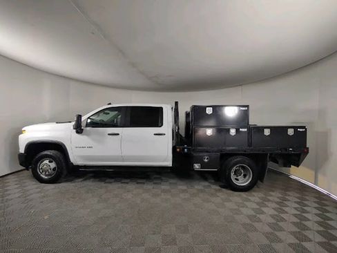 Used 2022 Chevrolet Silverado 3500 W/T w/ WT Fleet Convenience Package image 4