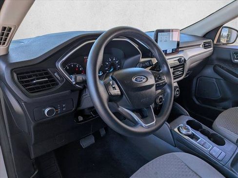 Used 2020 Ford Escape SE FWD image 10