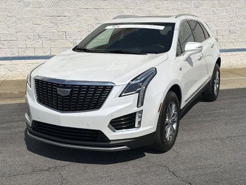 Certified 2022 Cadillac XT5 Premium Luxury AWD/4WD image 3