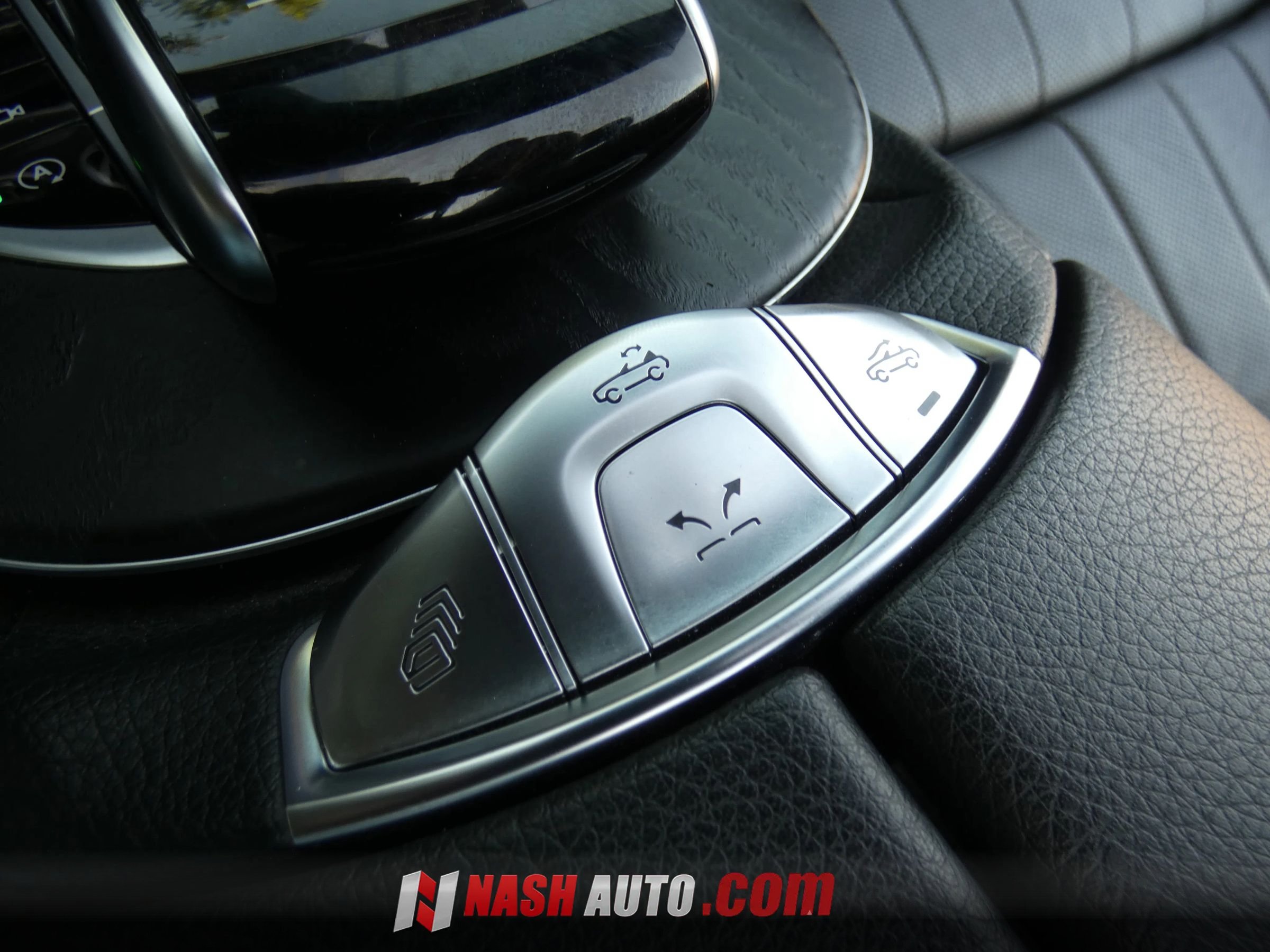 Used 2020 Mercedes-Benz E 450 Cabriolet w/ AMG Line image 58