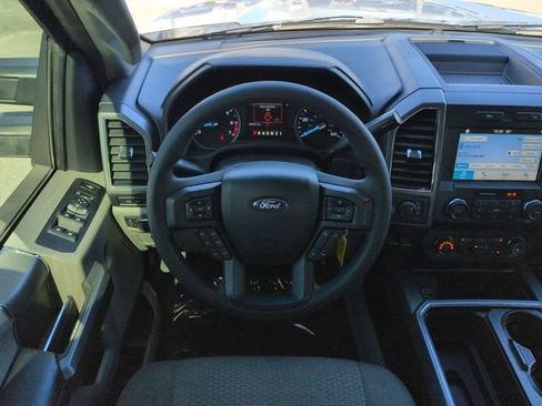 Certified 2019 Ford F250 XLT w/ XLT Premium Package AWD/4WD image 15