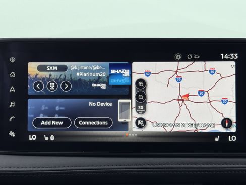 Used 2025 Nissan Ariya FWD image 96