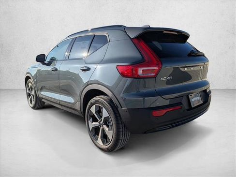 New 2026 Volvo XC40 B5 Plus w/ Protection Package Premier image 10