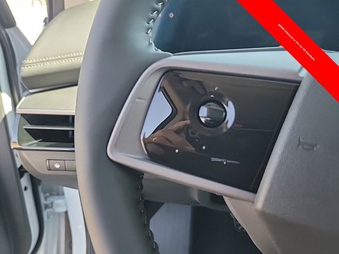 New 2025 Nissan Murano SV AWD/4WD image 23