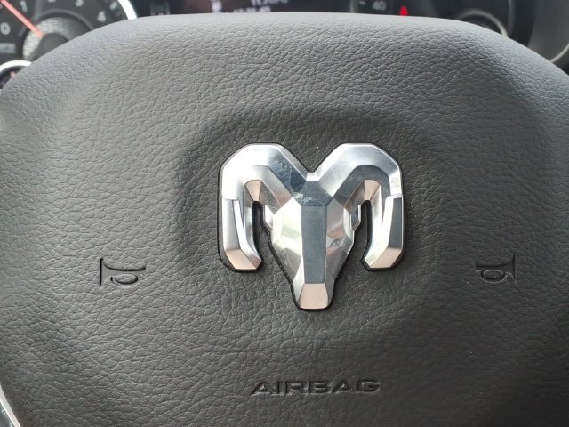 Used 2026 RAM 1500 Laramie AWD/4WD image 17