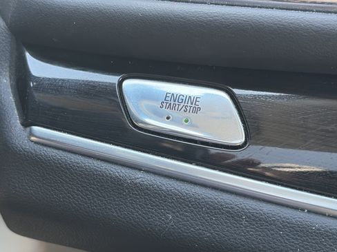 Used 2019 Buick Enclave Premium w/ Experience Buick Package AWD/4WD image 34
